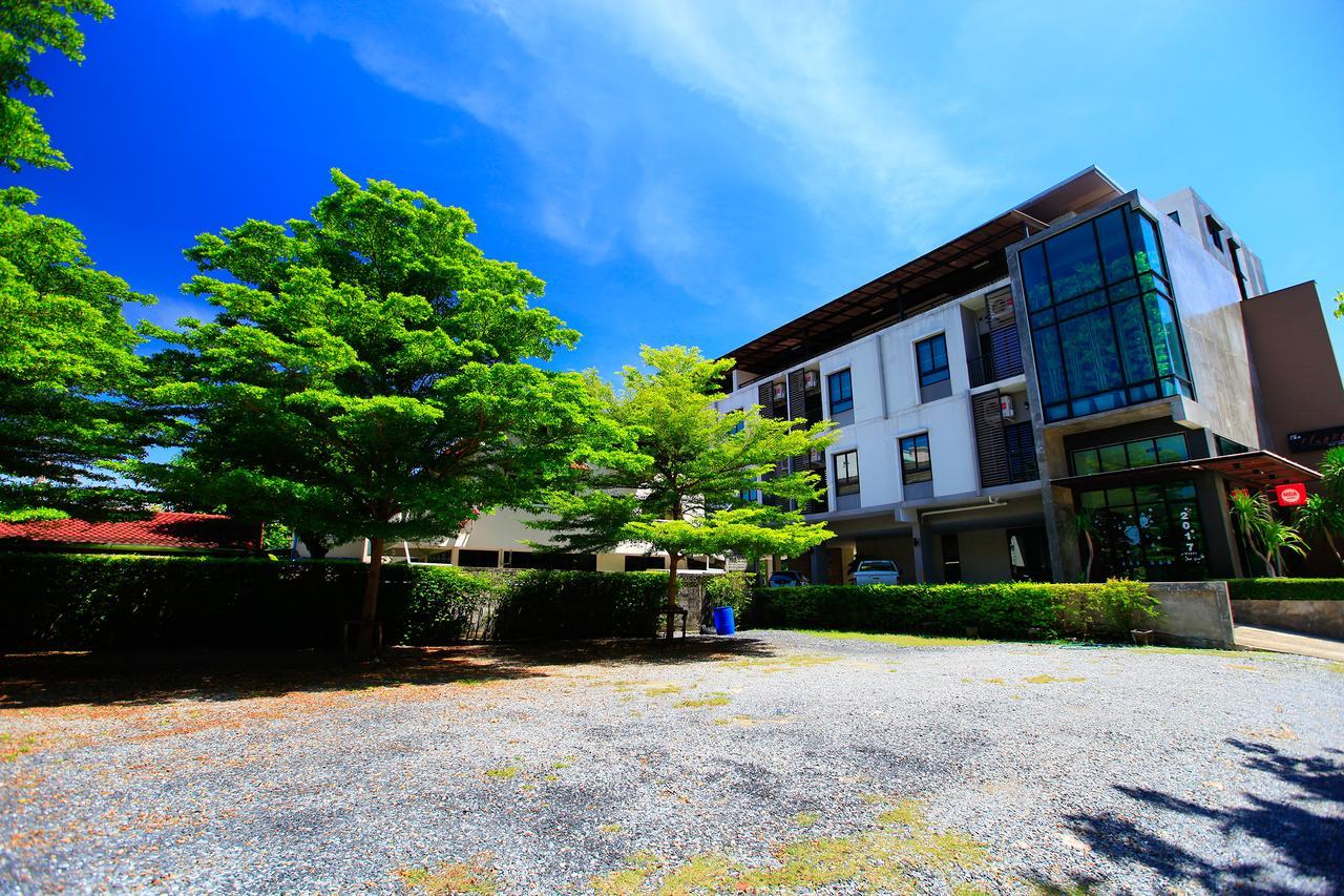 The Plubpla Apartamento con servicio Bangkok Exterior foto